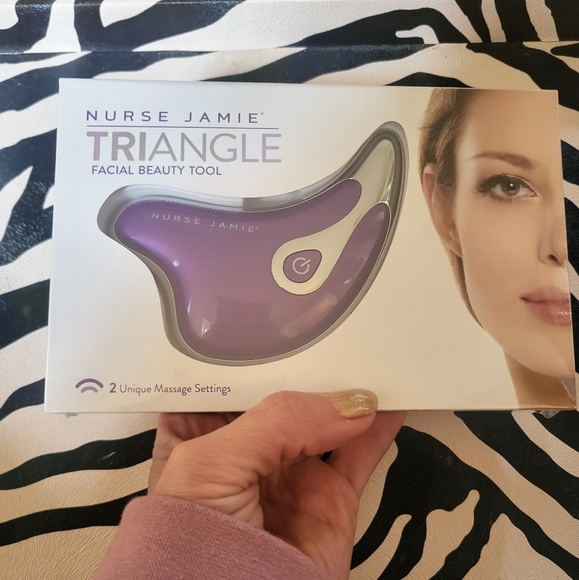 Nurse Jamie: TriAngle Beauty Tool *New* - Picture 5 of 6